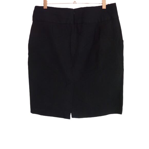 Banana Republic Black Knee Length Skirt 8 - Picture 3 of 7